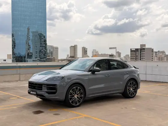 PORSCHE CAYENNE 3.0 V6 E-HYBRID COUPÉ AWD TIPTRONIC S
