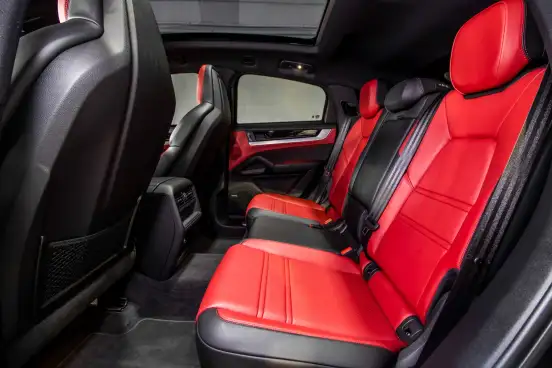 PORSCHE-CAYENNE-2024