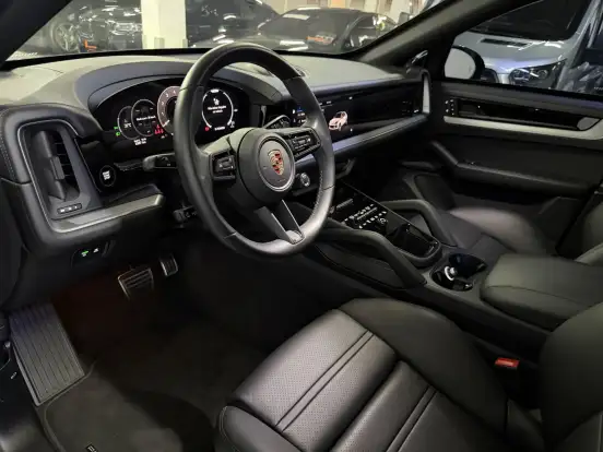 PORSCHE-CAYENNE-2024