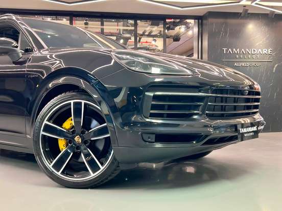 PORSCHE-CAYENNE-2020