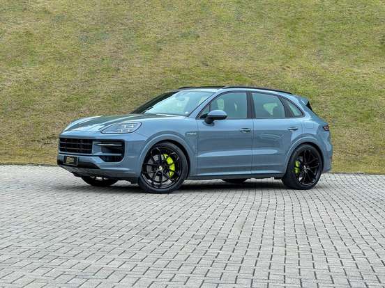 PORSCHE-CAYENNE-2024