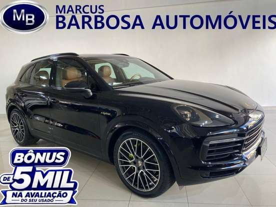PORSCHE-CAYENNE-2019