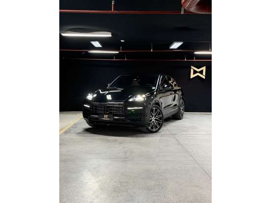 PORSCHE-CAYENNE-2025