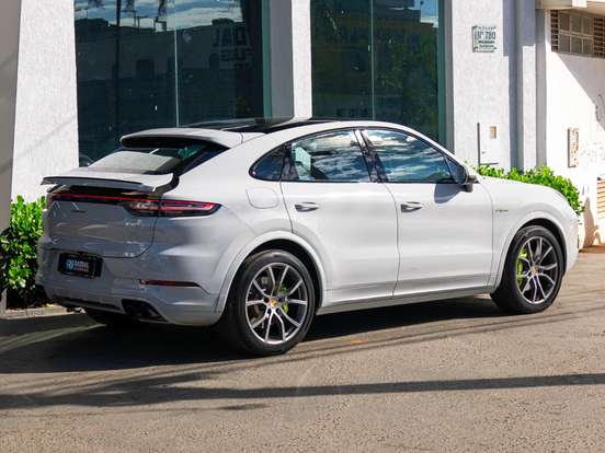 PORSCHE-CAYENNE-3.0 V6 E-HYBRID COUPÉ PLATINUM EDITION AWD TIPTRONIC S PORSCHE-CAYENNE-2022