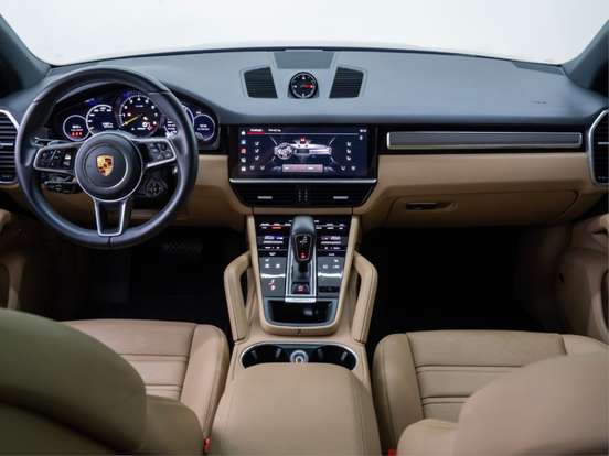 PORSCHE-CAYENNE-2023