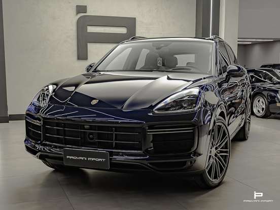 PORSCHE-CAYENNE-2022