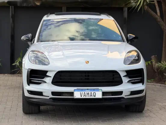 PORSCHE-MACAN-2021