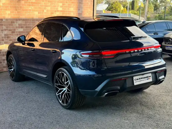 PORSCHE-MACAN-2022