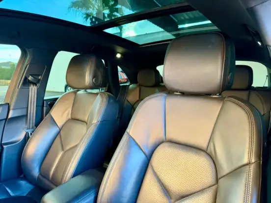 PORSCHE-MACAN-2022
