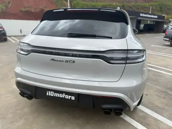 PORSCHE-MACAN-2024