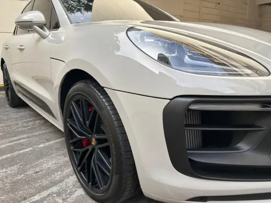 PORSCHE-MACAN-2023