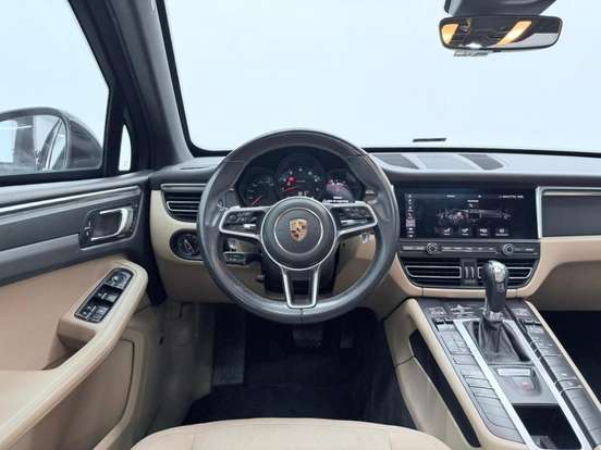 PORSCHE-MACAN-2.0 16V GASOLINA 4P AUTOMÁTICO PORSCHE-MACAN-2020