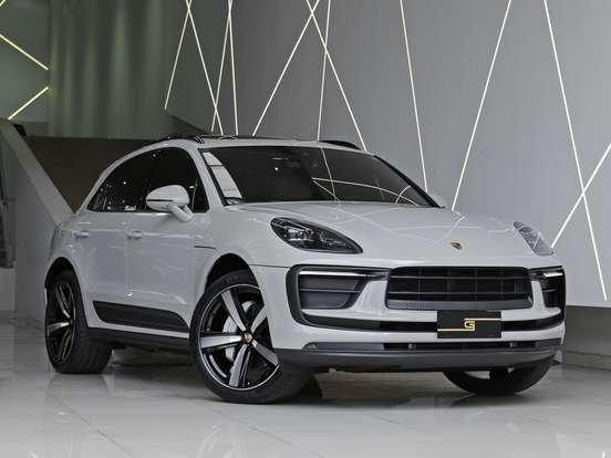 PORSCHE-MACAN-2023
