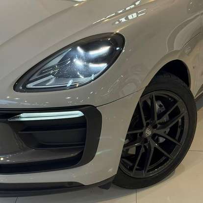 PORSCHE-MACAN-2022