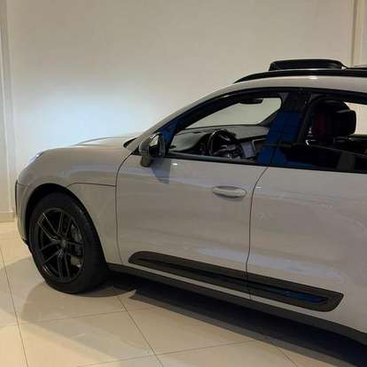 PORSCHE-MACAN-2022