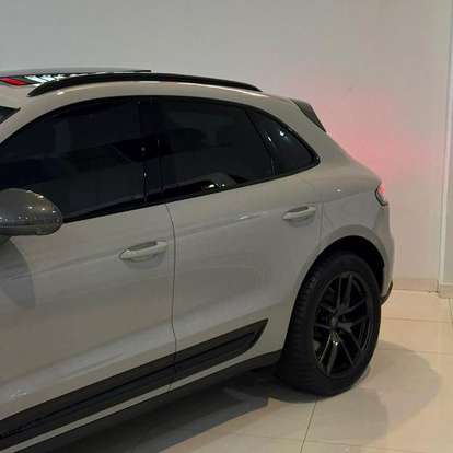 PORSCHE-MACAN-2022