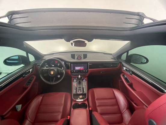 PORSCHE-MACAN-2022