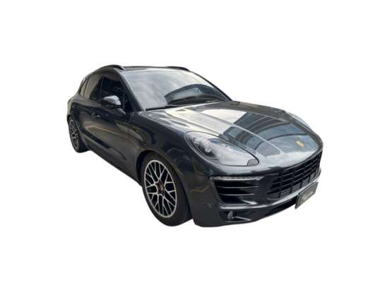 PORSCHE-MACAN-2016