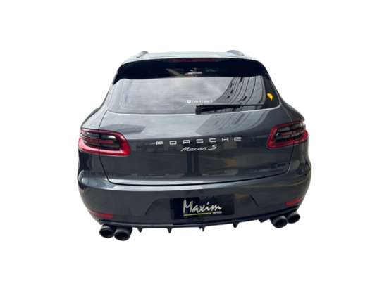 PORSCHE-MACAN-2016