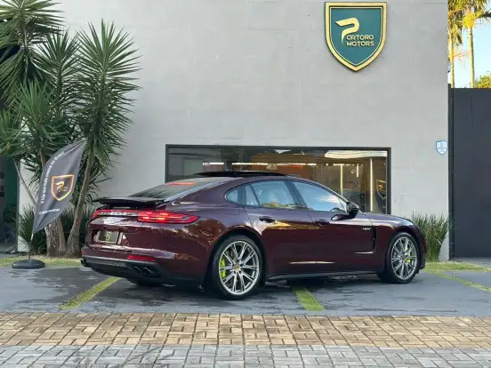 PORSCHE-PANAMERA-2019