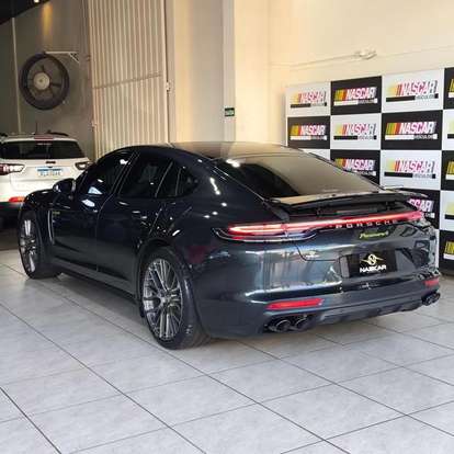 PORSCHE-PANAMERA-2022