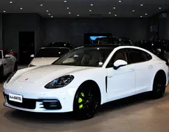 PORSCHE PANAMERA 2.9 V6 E-HYBRID 4 PDK PORSCHE PANAMERA 2.9 V6 E-HYBRID 4 PDK