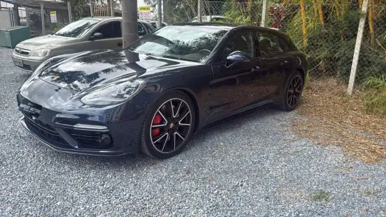 PORSCHE-PANAMERA-2018