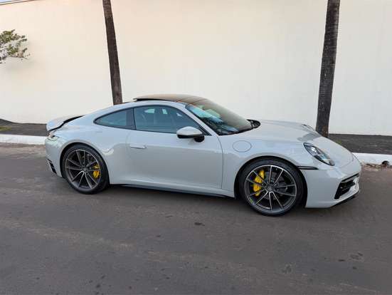 PORSCHE-911-2023