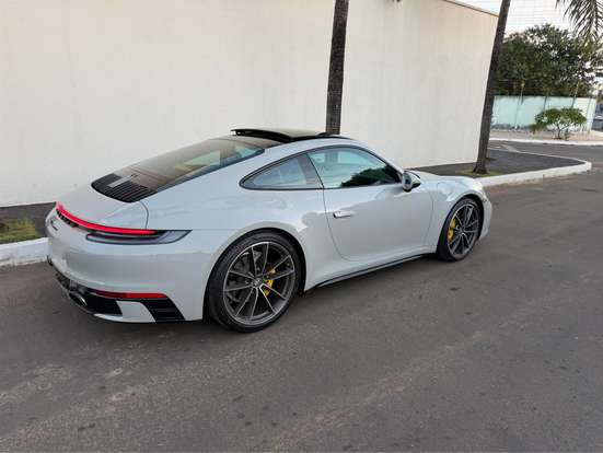 PORSCHE-911-2023