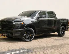 RAM 1500 3.0 HURRICANE 6 BITURBO GASOLINA LARAMIE NIGHT EDITION CD 4X4 AUTOMÁTICO RAM 1500 3.0 HURRICANE 6 BITURBO GASOLINA LARAMIE NIGHT EDITION CD 4X4 AUTOMÁTICO