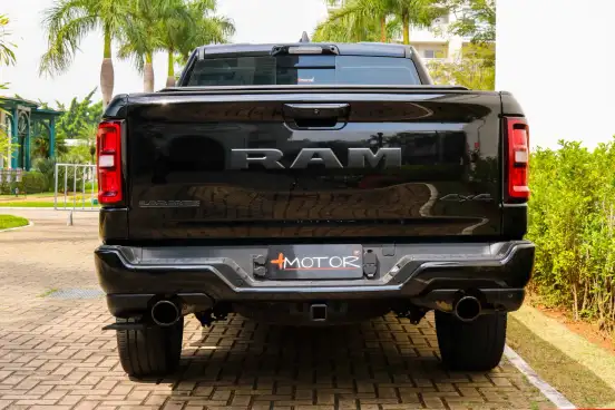 RAM-1500-3.0 HURRICANE 6 BITURBO GASOLINA LARAMIE NIGHT EDITION CD 4X4 AUTOMÁTICO RAM-1500-2025