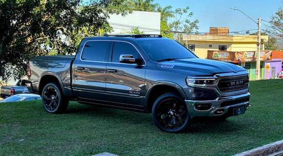 RAM-1500-5.7 V8 GASOLINA LIMITED CD 4X4 AUTOMÁTICO RAM-1500-2023