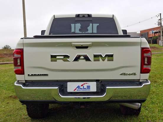 RAM-2500-6.7 I6 TURBO DIESEL LARAMIE CD 4X4 AUTOMÁTICO RAM-2500-2023