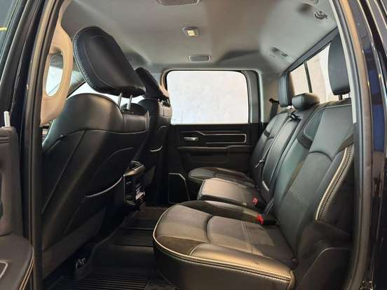 RAM-2500-6.7 I6 TURBO DIESEL LARAMIE CD 4X4 AUTOMÁTICO RAM-2500-2023