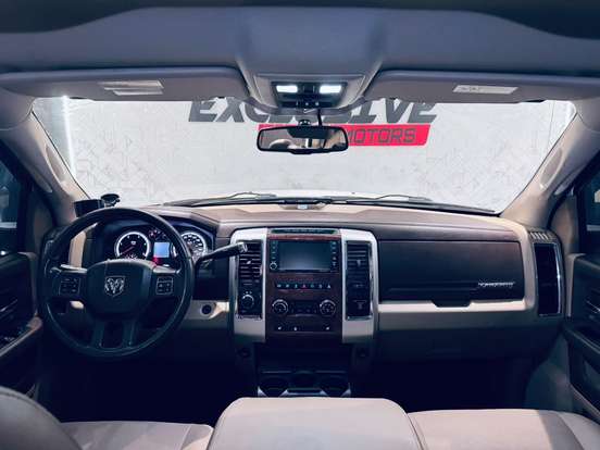 RAM-2500-6.7 LARAMIE 4X4 CD I6 TURBO DIESEL 4P AUTOMÁTICO RAM-2500-2012
