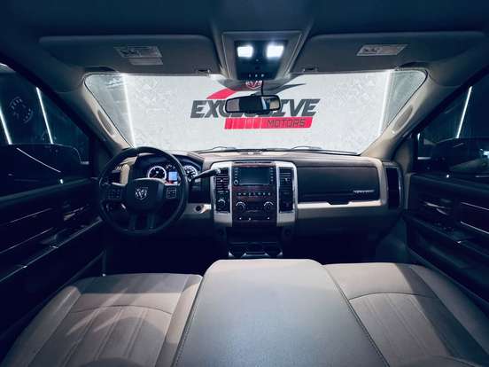 RAM-2500-6.7 LARAMIE 4X4 CD I6 TURBO DIESEL 4P AUTOMÁTICO RAM-2500-2012