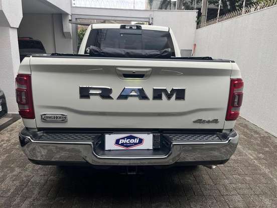 RAM-3500-6.7 I6 TURBO DIESEL LIMITED LONGHORN CD 4X4 AUTOMÁTICO RAM-3500-2023