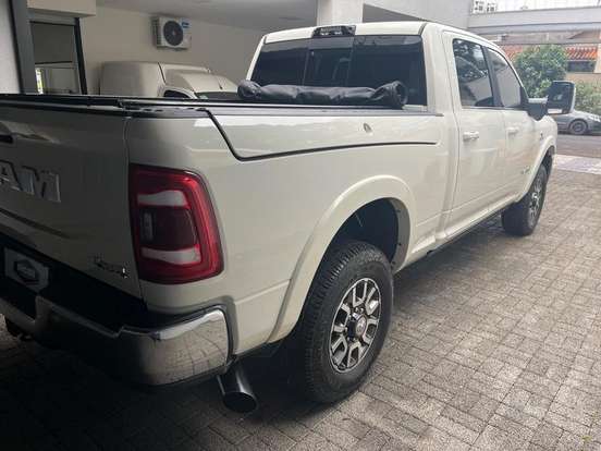 RAM-3500-6.7 I6 TURBO DIESEL LIMITED LONGHORN CD 4X4 AUTOMÁTICO RAM-3500-2023