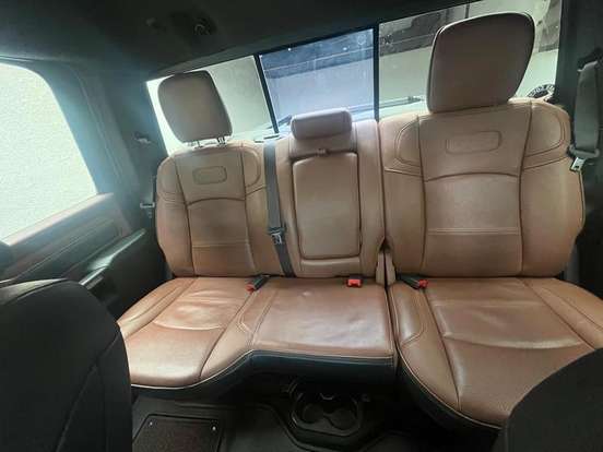 RAM-3500-6.7 I6 TURBO DIESEL LIMITED LONGHORN CD 4X4 AUTOMÁTICO RAM-3500-2023