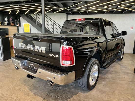 RAM-CLASSIC-5.7 V8 GASOLINA LARAMIE CD 4X4 AUTOMÁTICO RAM-CLASSIC-2023