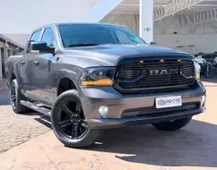 RAM CLASSIC 5.7 V8 GASOLINA LARAMIE CD 4X4 AUTOMÁTICO RAM CLASSIC 5.7 V8 GASOLINA LARAMIE CD 4X4 AUTOMÁTICO