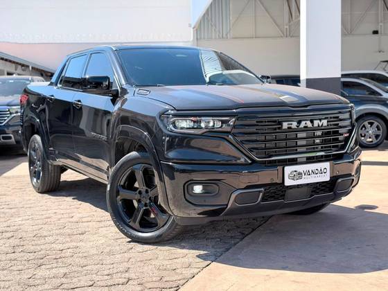 RAM RAMPAGE 2.0 HURRICANE 4 TURBO GASOLINA R/T 4X4 AUTOMÁTICO