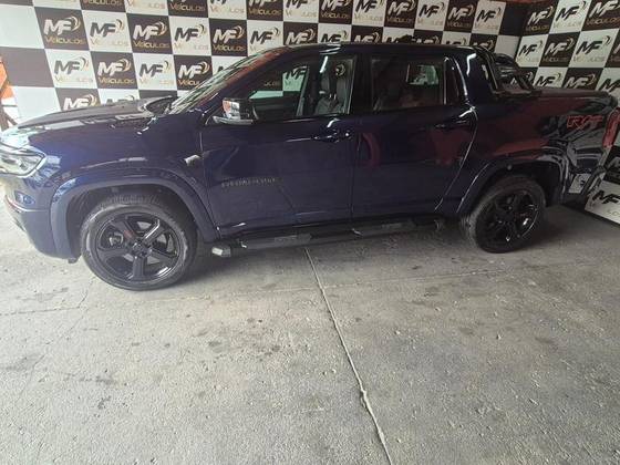 RAM RAMPAGE 2.0 HURRICANE 4 TURBO GASOLINA R/T 4X4 AUTOMÁTICO