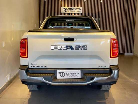 RAM-RAMPAGE-2.0 TURBO DIESEL LARAMIE 4X4 AUTOMÁTICO RAM-RAMPAGE-2023
