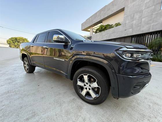 RAM RAMPAGE 2.0 TURBO DIESEL LARAMIE 4X4 AUTOMÁTICO