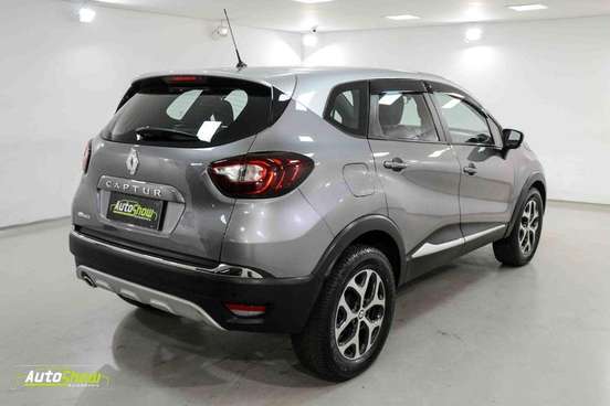 RENAULT-CAPTUR-2019