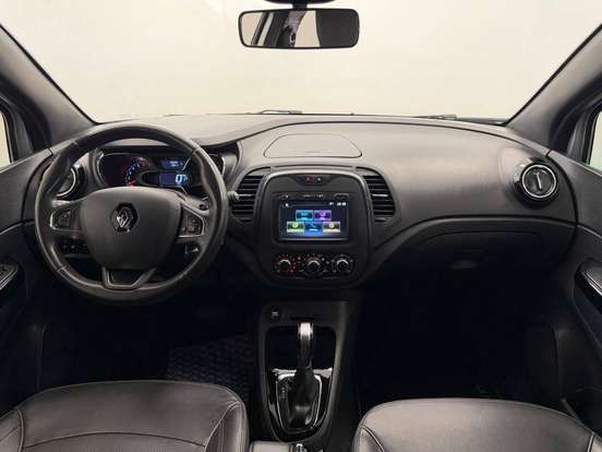 RENAULT-CAPTUR-2020