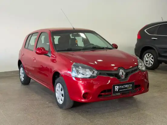 RENAULT-CLIO-2015