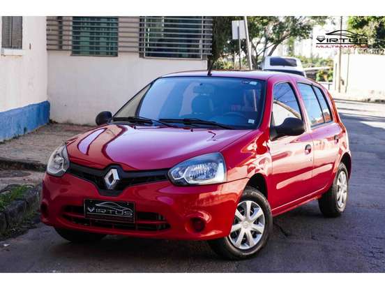 RENAULT-CLIO-2012