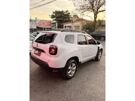 RENAULT-DUSTER-2024